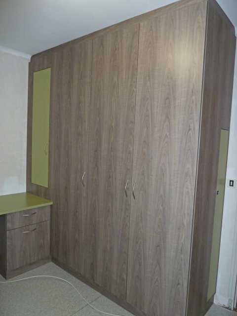 Placard de rangement stratifié