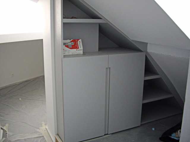 Placard stratifié sur mesure sous mensarde