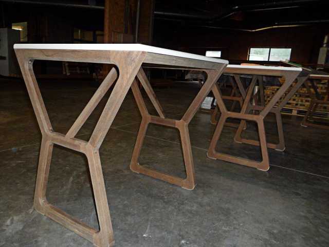 Table moderne en coriant et teck (2)